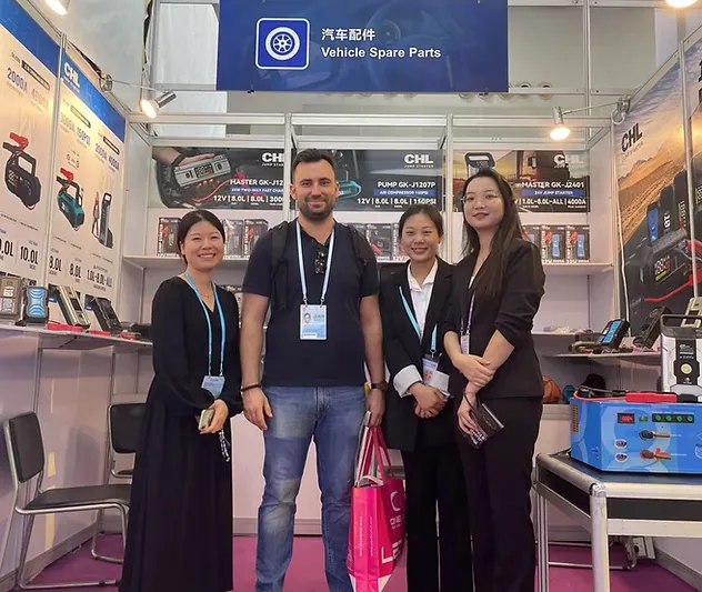 诚可立的应急启动电池在第135届广交会首日引人注目 第4张 诚可立的应急启动电池在第135届广交会首日引人注目 第4张