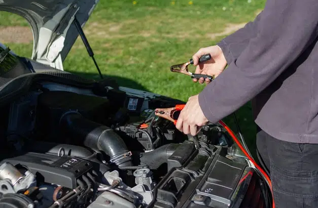 如何正确使用汽车应急启动电源? 第1张 如何正确使用汽车应急启动电源? 第1张